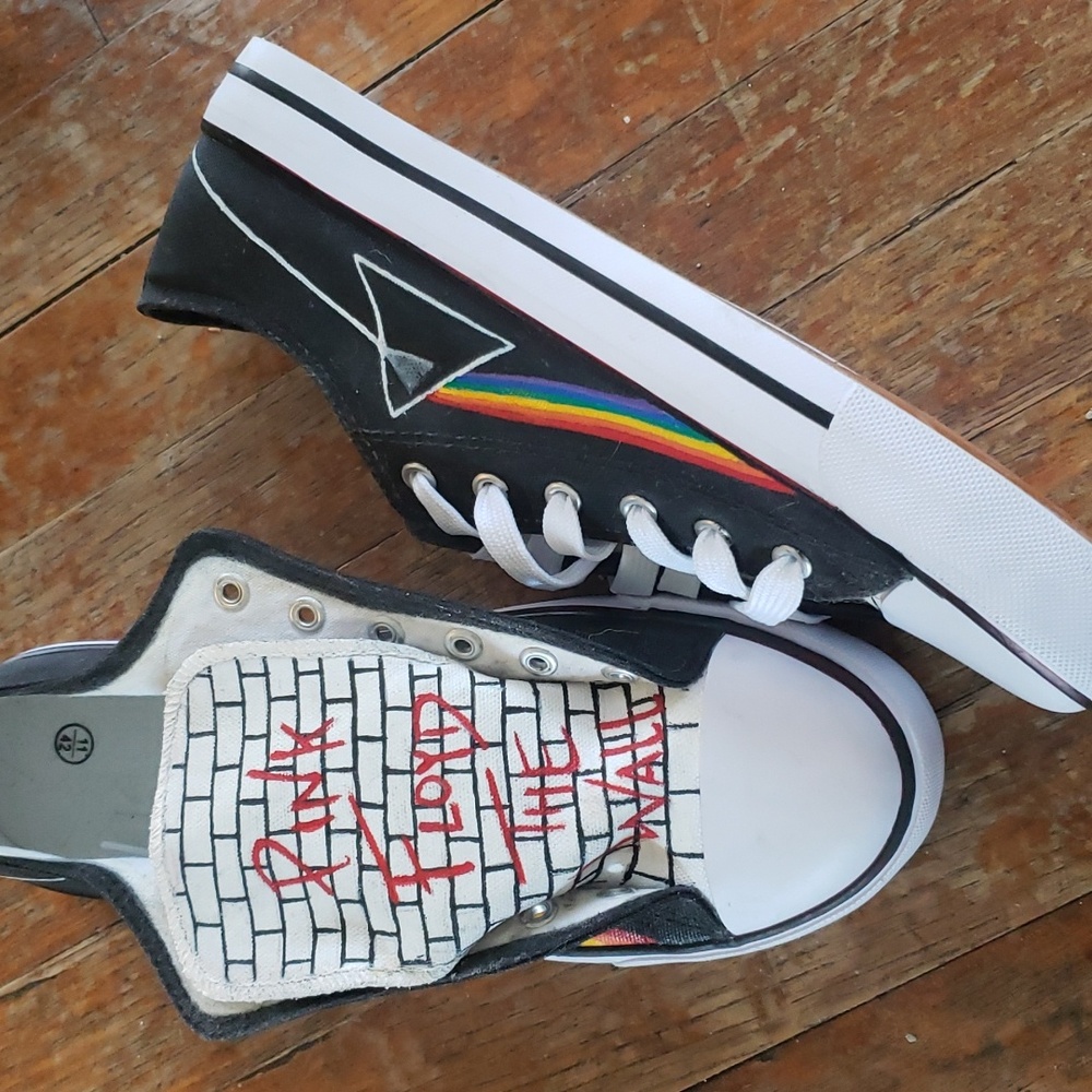 Pink floyd custom shoes